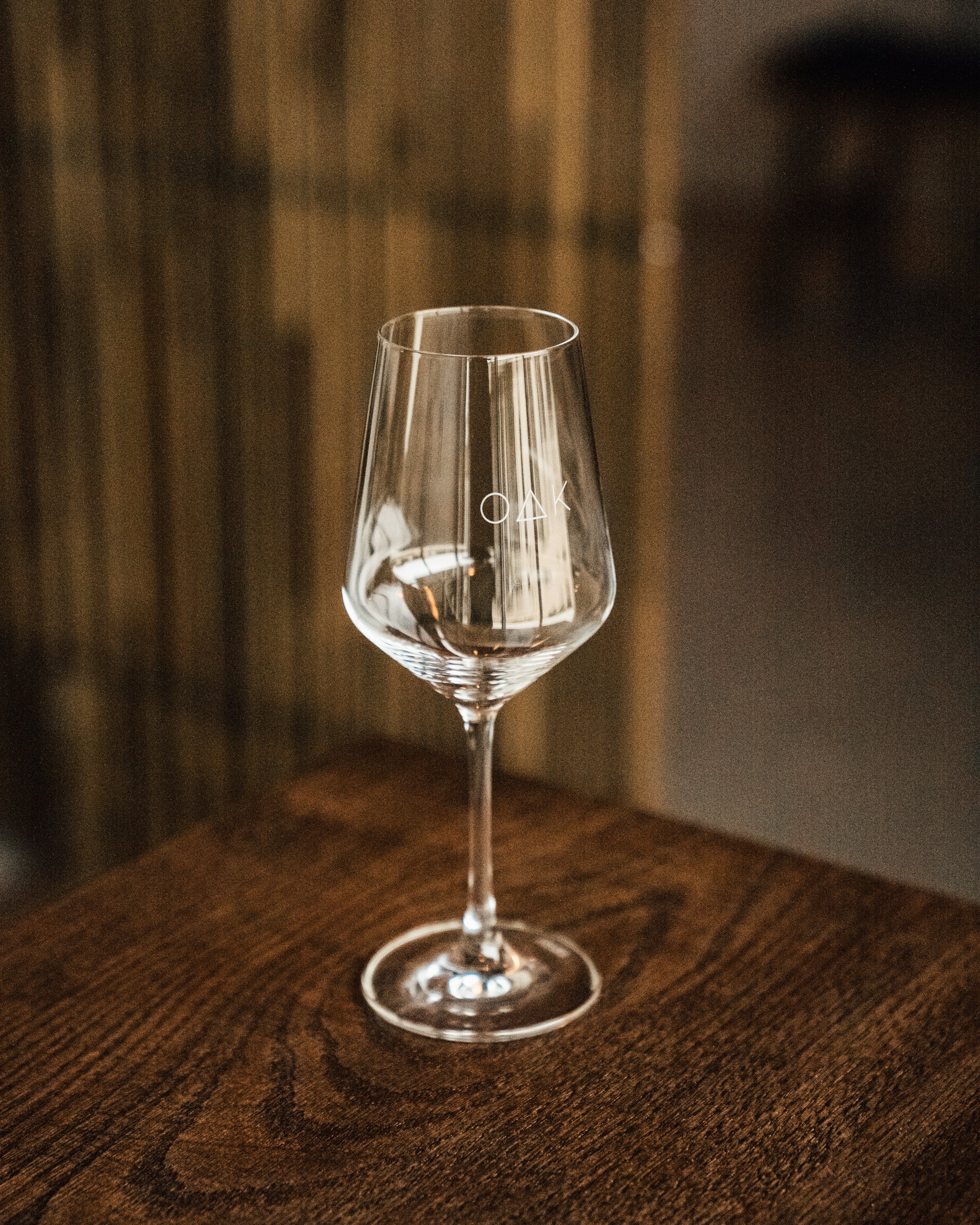OAK Wine Glass